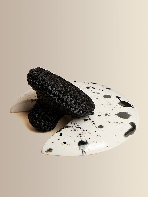 Dehiya Black Mihakka on Speckled Ceramic Holder